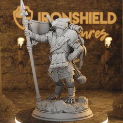 Archemen Azmordion Beastfolk Dragon Paladin Bannerman