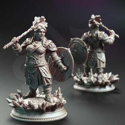 Kilda - Dwarf War Cleric Figure