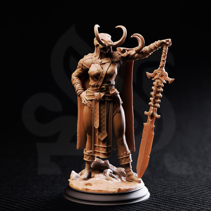 Skadi - Norse Warrior Barbarian Fighter DnD miniature 3D printed resin figure alternate angle