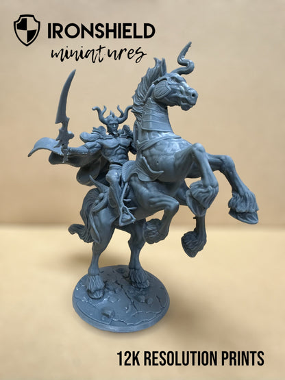 Chaos girl v4 without helmet dnd figure print 3d resin 12k 32mm miniatures figures mini