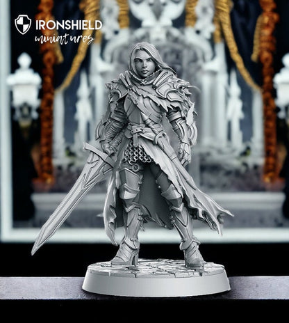 Lydia, the Lioness - Swordswoman Warrior mini for dnd figure print 3d 12k miniature miniatures Gift Idea | Dungeons and Dragons | Tabletop