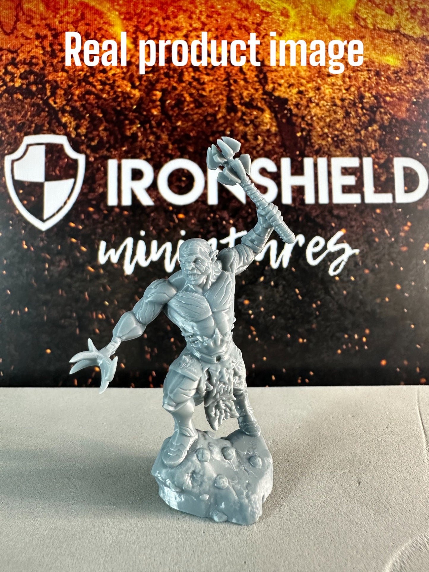 Techroid and Prissa - robot & girl warrior detailed mini for dnd figure print 3d resin 12k 32mm miniatures figures mins