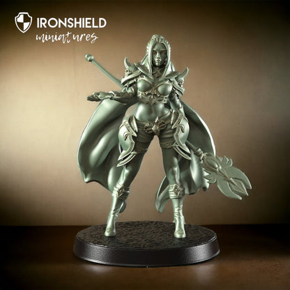 Dara Deep Water underwater princess with harpoon Figure + Base print 3d 12k miniature Gift Idea | Dungeons & Dragons | Tabletop | RN EStudio