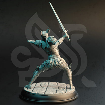 Golden Griffin Vanguards Knight (2 var) Figure 12k + Base Print 3D RPG Miniature Gift Idea mini | Dungeons & Dragons | Tabletop | DM Stash