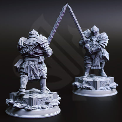 Dwarf Noble Fighter - Kharmir Knight Figure + Base + BONUS print 3d 12k miniature Gift Idea mini | Dungeons & Dragons | Tabletop | DM Stash