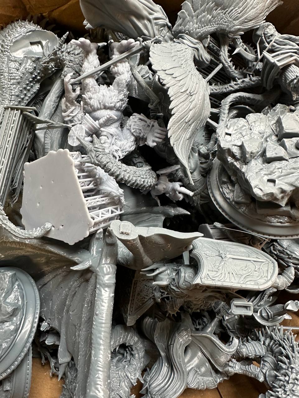 Sachet Mystère – 250 g de miniatures défectueuses et mal imprimées