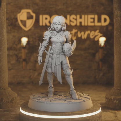 Svanielle – Female Knight Fighter Commander — 360° rotating view of 3D printed DnD miniature