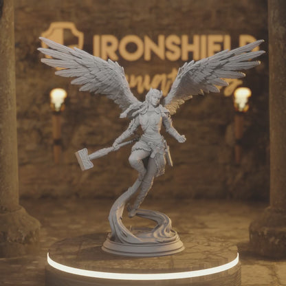 Valkyrie Hammer - Aasimar Paladin Shieldmaiden