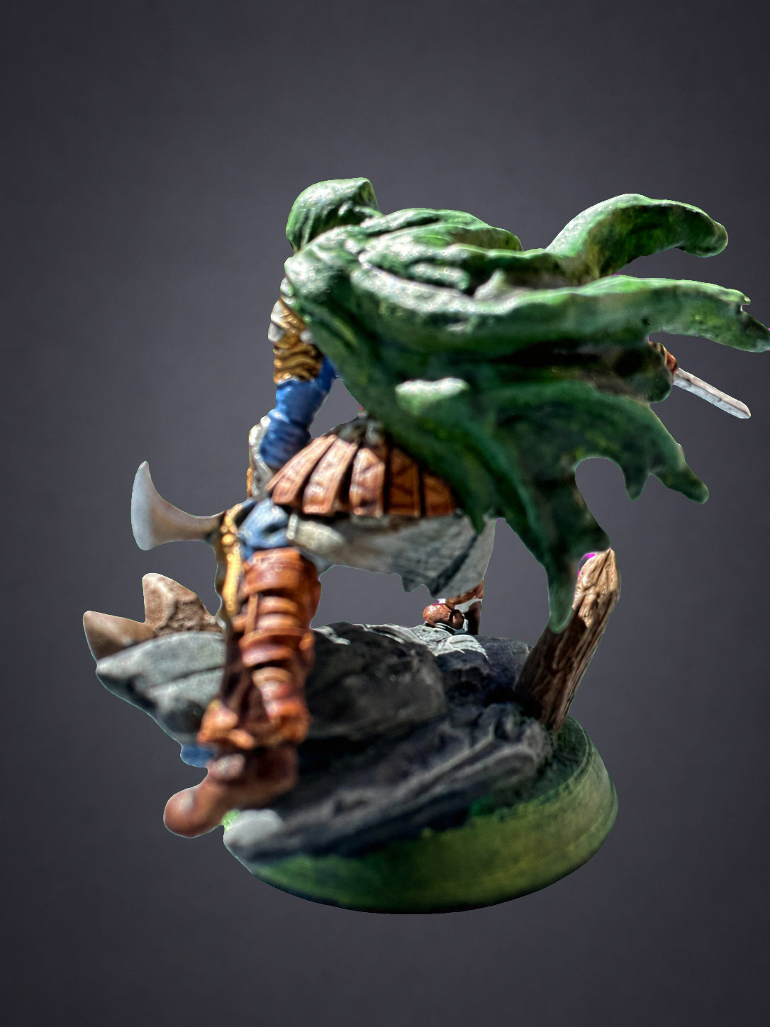 Serran painted assassin - forest green hood, blue underlayer and tan leather armour detail