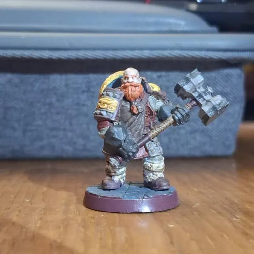 Kilroy Dwarf Elemi Cleric Paladin Earth - customer paint job